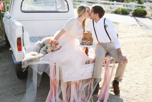 ***CREDITS*** Deze styled weddingshoot is gefotografeerd door Allie Lindsey Photography www.theeverylastdetail.com